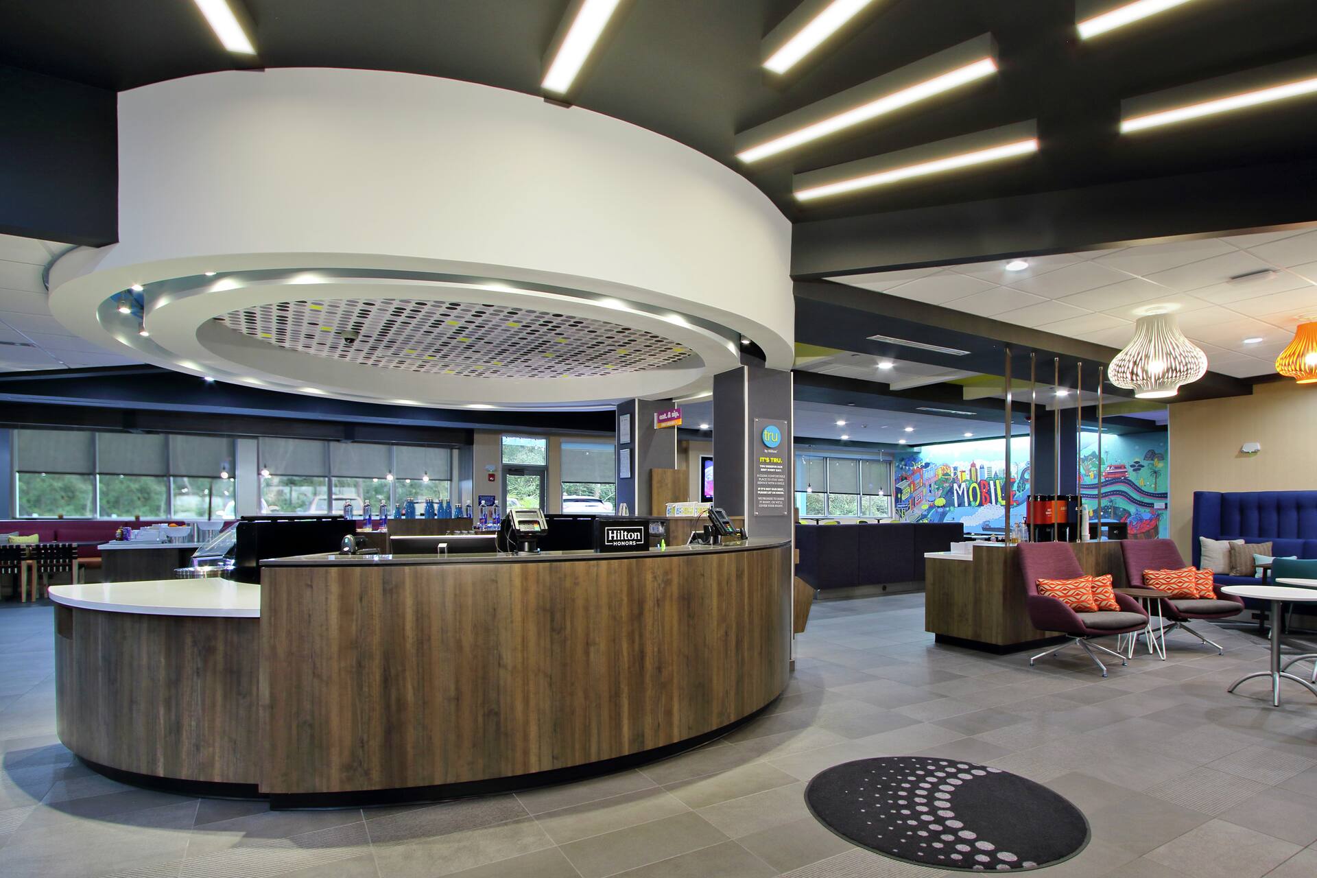 Tru by Hilton Bixby lobby and front desk