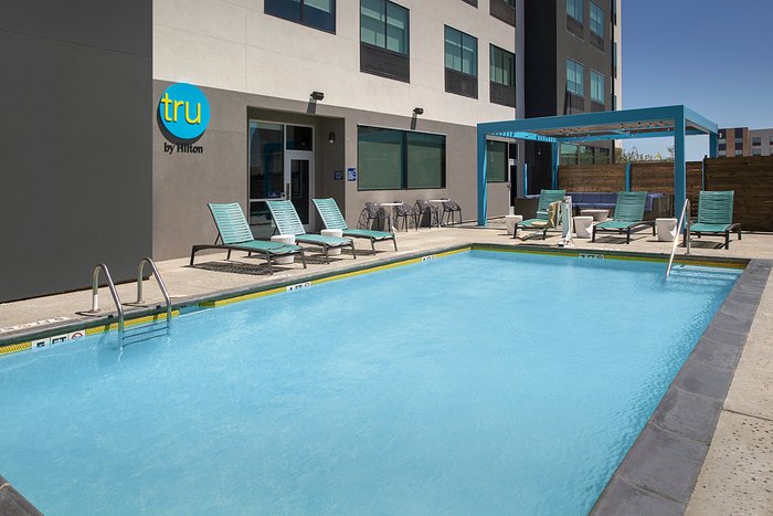 Tru by Hilton hotel with outdoor pool